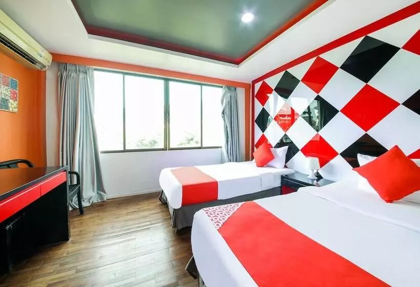 ホテル The Chilli By Golden Ray