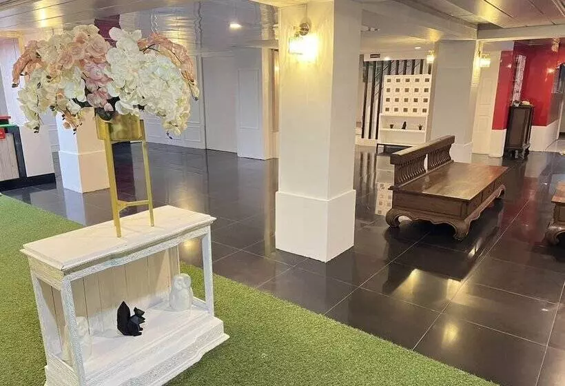 ホテル The Chilli By Golden Ray