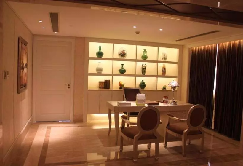 Hotelli Zhengzhou Yuehai