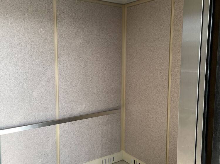 모텔 Sea Palace Inn