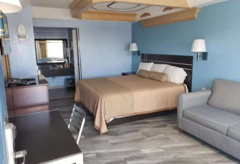 Regency Inn Motel By The Beach