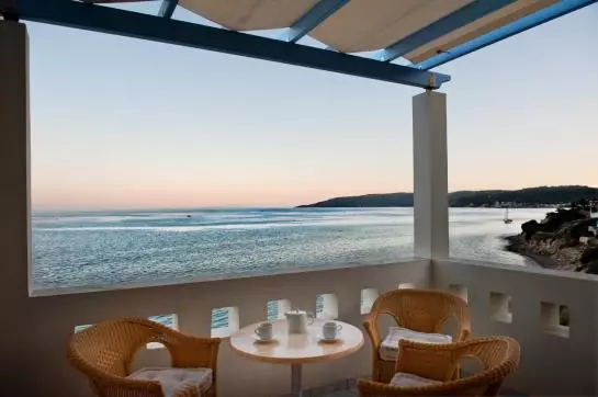 Sea Breeze Hotel Apartments