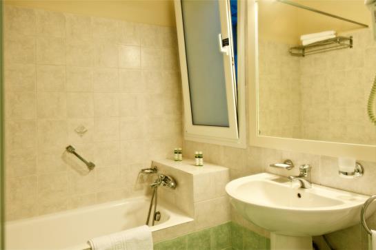 Sea Breeze Hotel Apartments