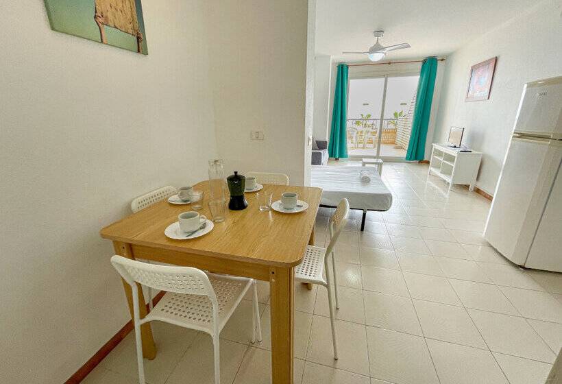 Apartamentos Oropesa Primera Línea 3000