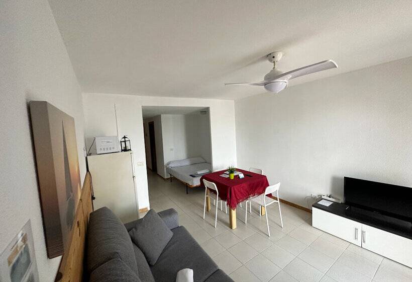 Apartamentos Oropesa Primera Línea 3000