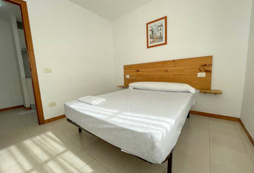 Apartamentos Oropesa Primera Línea 3000