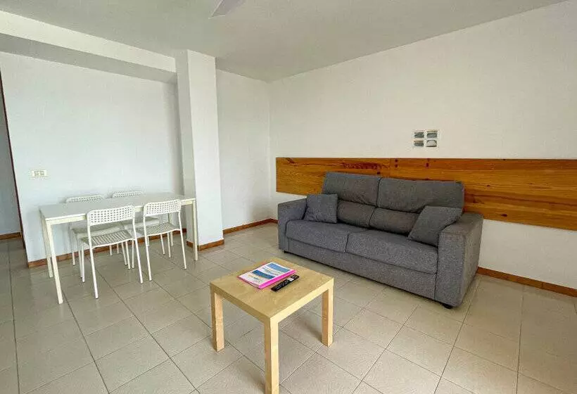 Apartamentos Oropesa Primera Línea 3000