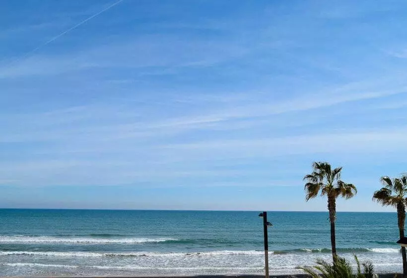 Apartamentos Oropesa Primera Línea 3000