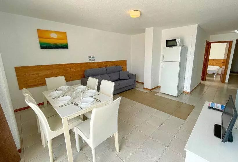 Apartamentos Oropesa Primera Línea 3000