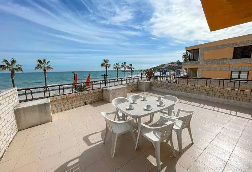 Apartamentos Oropesa Primera Línea 3000