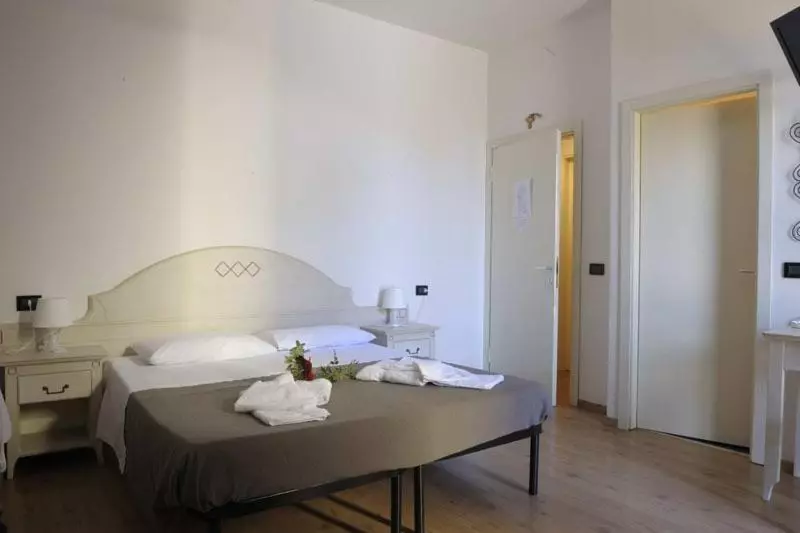 تختخواب و صبحانه La Spiga Affittacamere