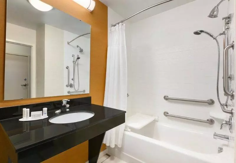 Fairfield Inn & Suites By Marriott Smithfield