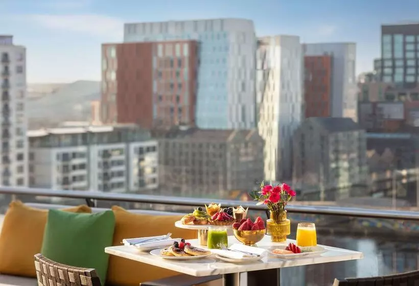 ホテル Anantara The Marker Dublin