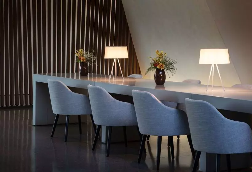 ホテル Anantara The Marker Dublin