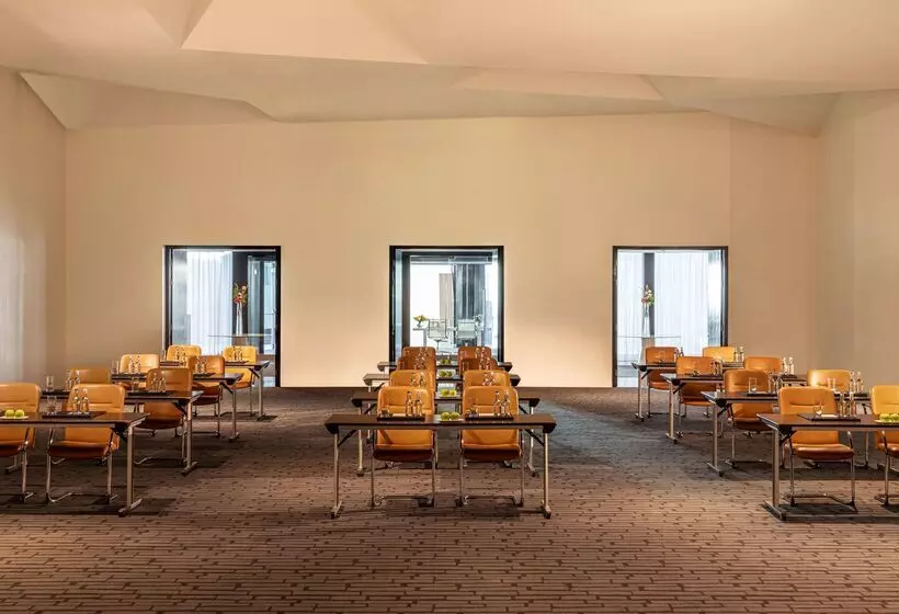 ホテル Anantara The Marker Dublin