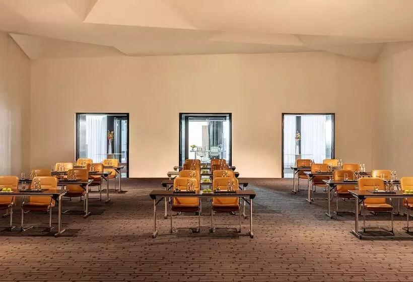 ホテル Anantara The Marker Dublin