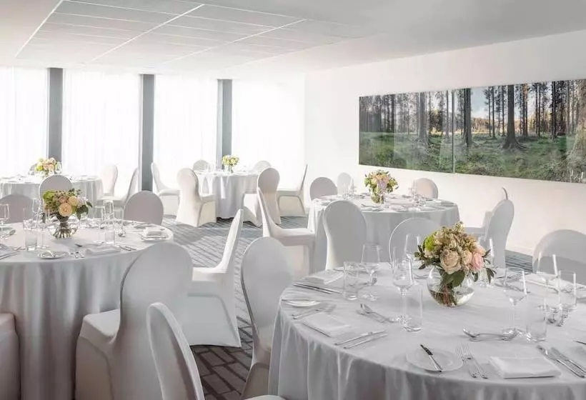 ホテル Anantara The Marker Dublin