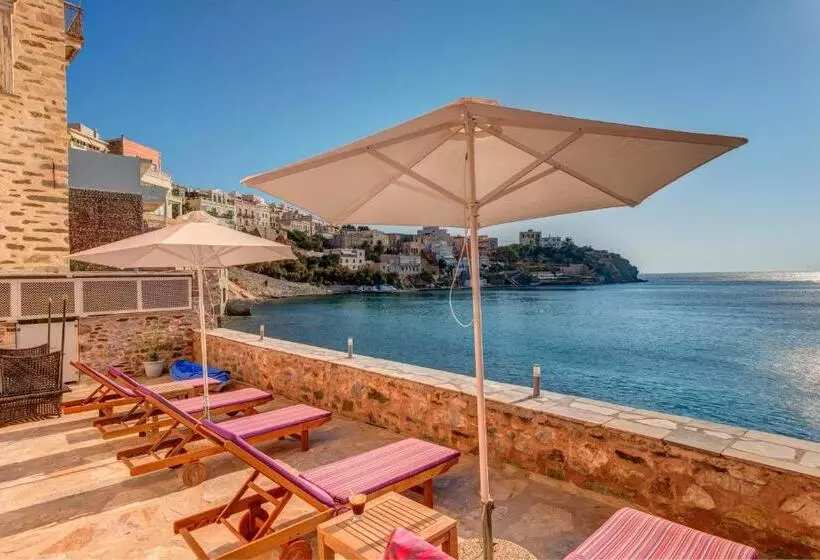 هتل Apollonion Palace