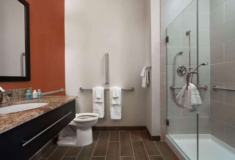 Отель Baymont By Wyndham Hobbs