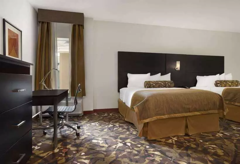 酒店 Baymont By Wyndham Hobbs