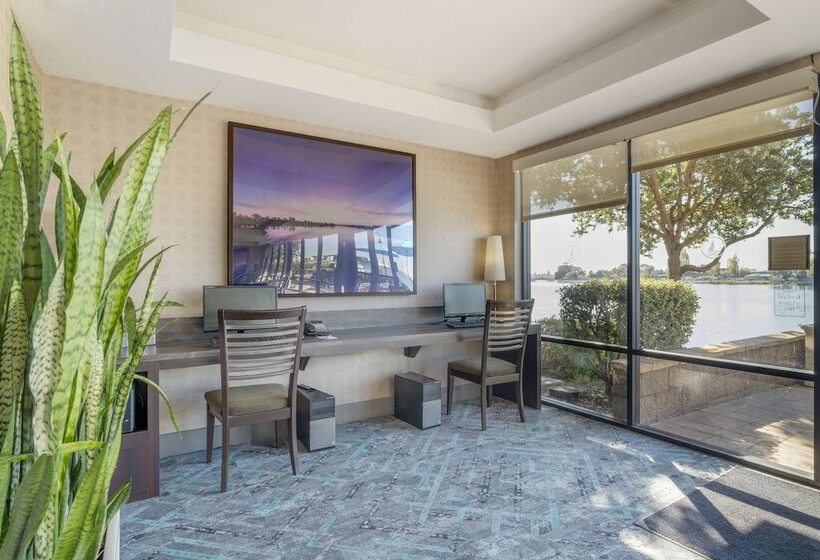 호텔 Best Western Plus Bayside