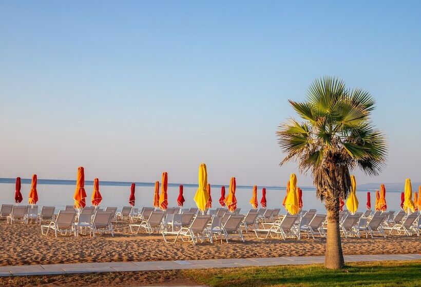 בית מלון כפרי Buka Sandy Beach