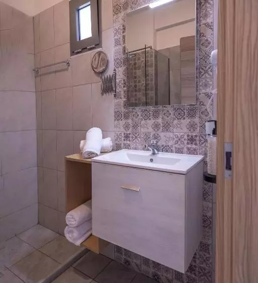 Hotel Buka Sandy Beach