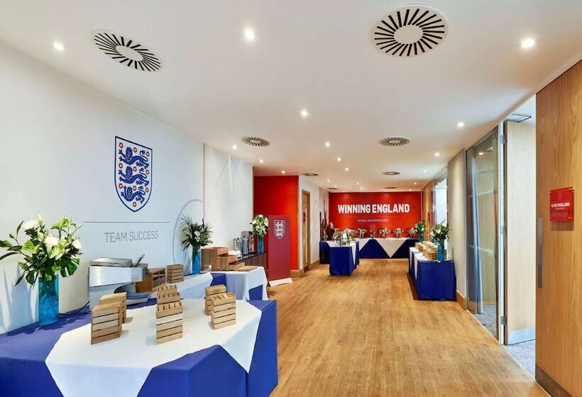 호텔 Hilton At St George S Park, Burton Upon Trent