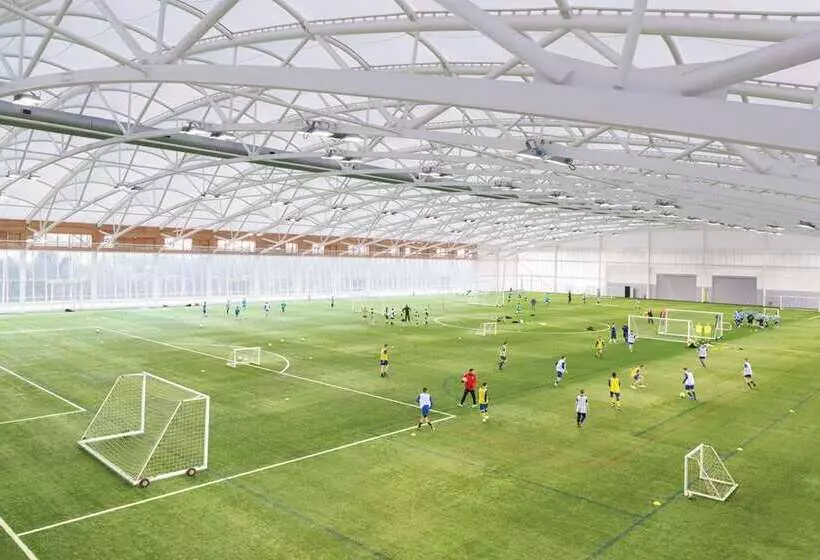 Отель Hilton At St George S Park, Burton Upon Trent