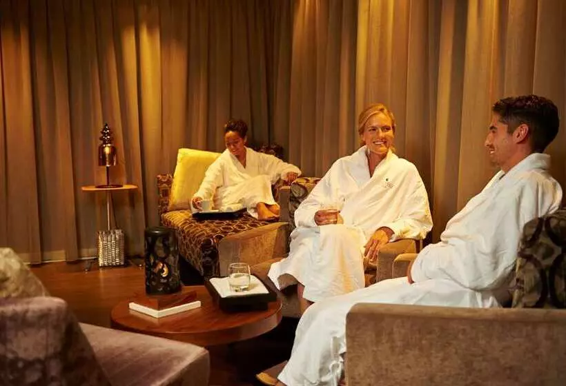 Отель Hilton At St George S Park, Burton Upon Trent