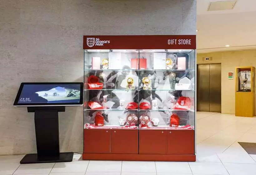 Отель Hilton At St George S Park, Burton Upon Trent