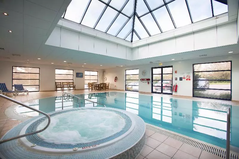 Hotel Holiday Inn Luton South  M1 Junction 9