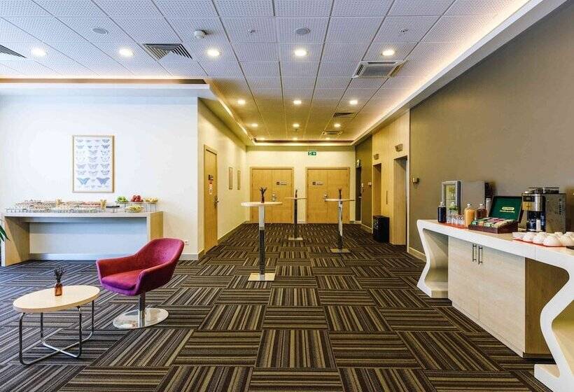 בית מלון כפרי Ibis Istanbul Esenyurt