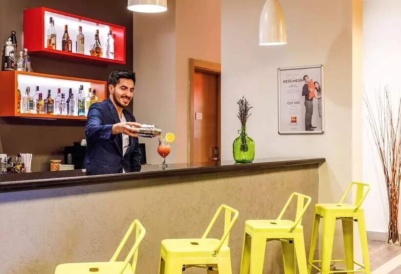 هتل Ibis Istanbul Esenyurt