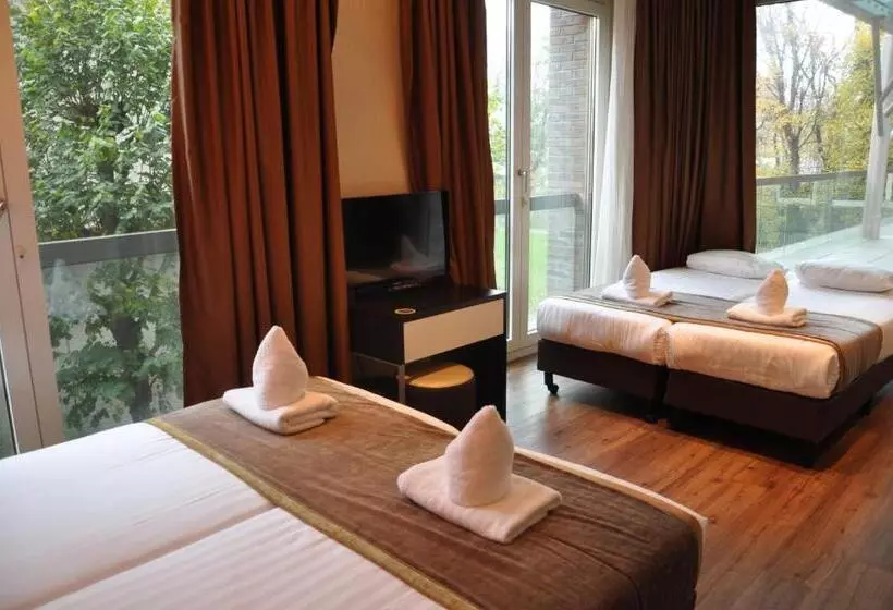 בית מלון כפרי Mosaic City Centre