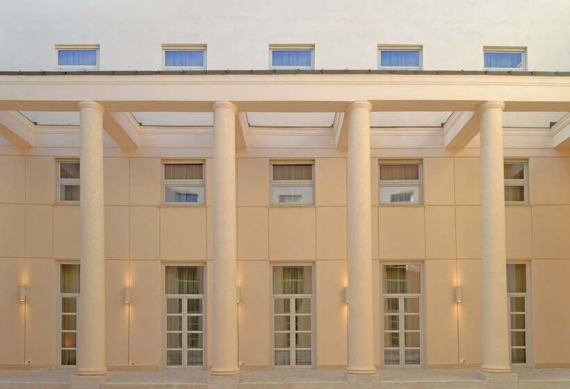 هتل Palazzo Esedra