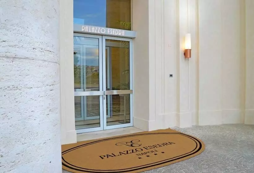 هتل Palazzo Esedra