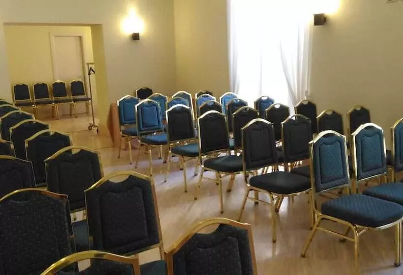 هتل Palazzo Esedra