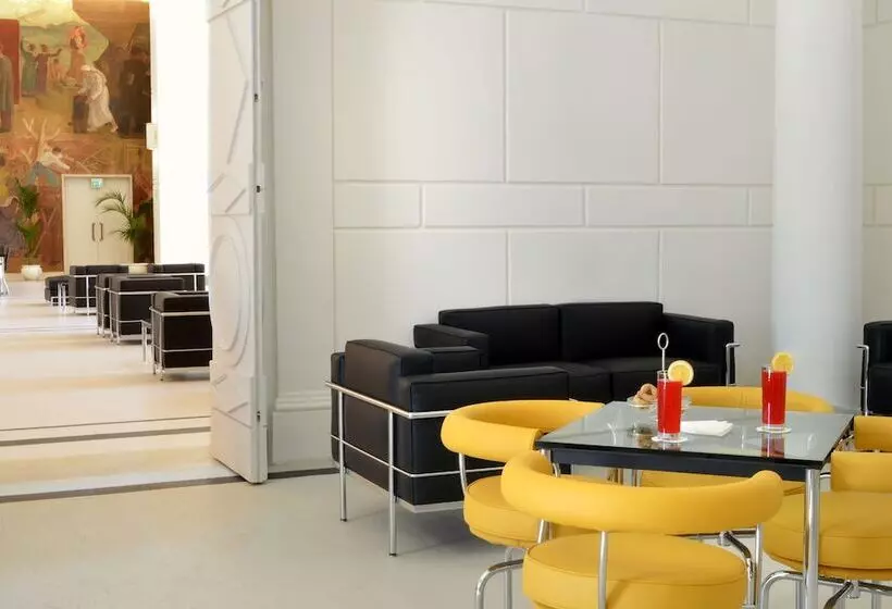 هتل Palazzo Esedra