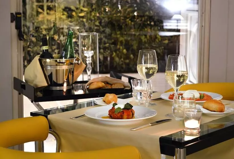 هتل Palazzo Esedra