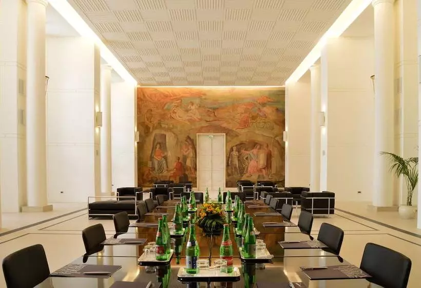 هتل Palazzo Esedra