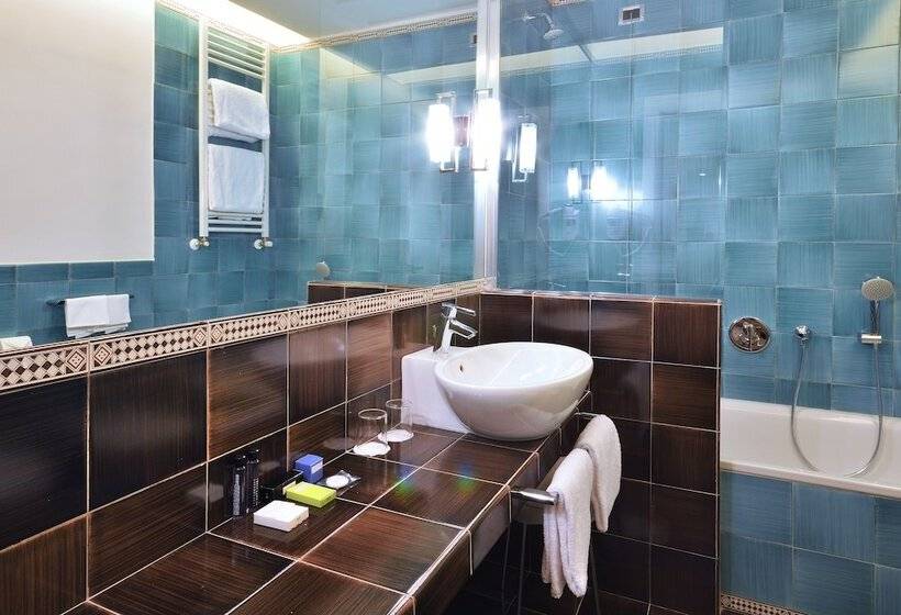 هتل Palazzo Esedra