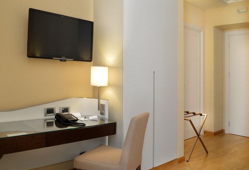 هتل Palazzo Esedra