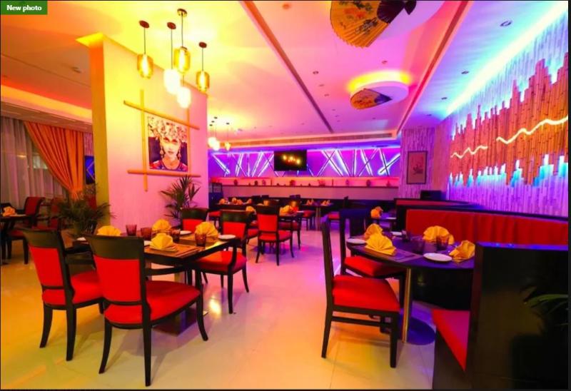 Отель Skylark  Apartments