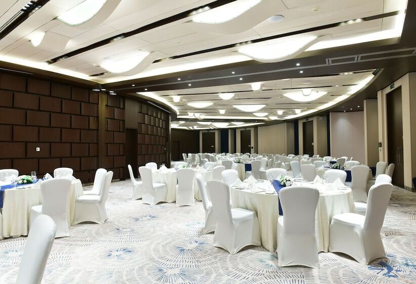 هتل The Torch Doha