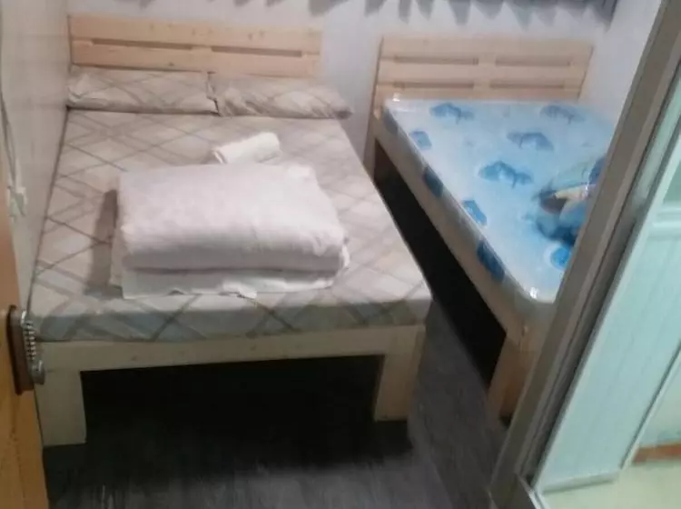 هتل Kowloon Youth Village Tsim Sha Tsui 九龙青年公寓