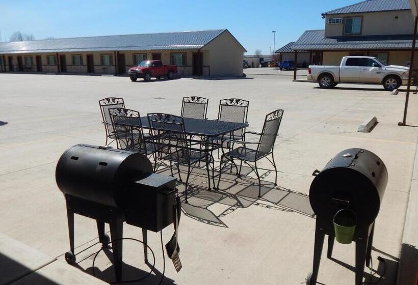 هتل Winterton Suites