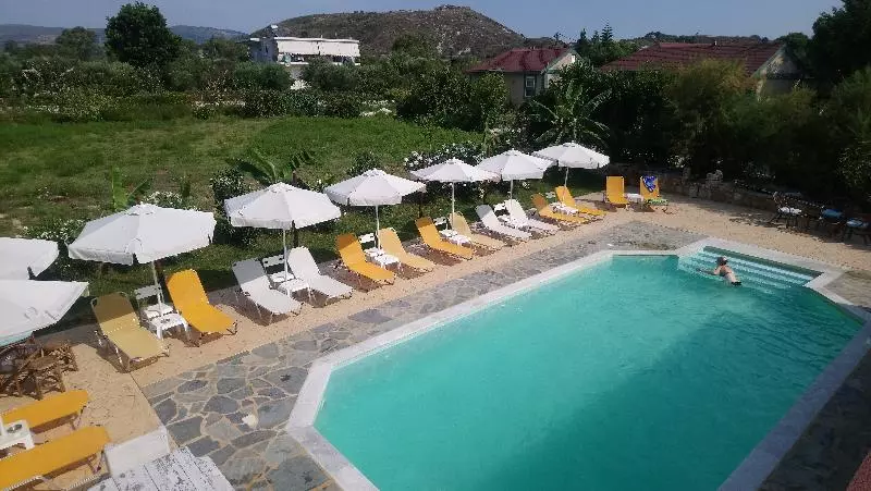 Otel Zest @ Xi Beach