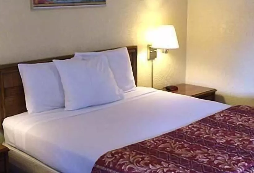 Мотель Mountain View Inn Yreka Ca