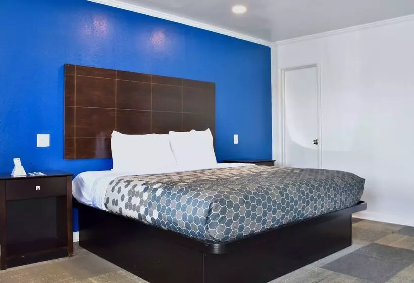 Мотель Rodeway Inn